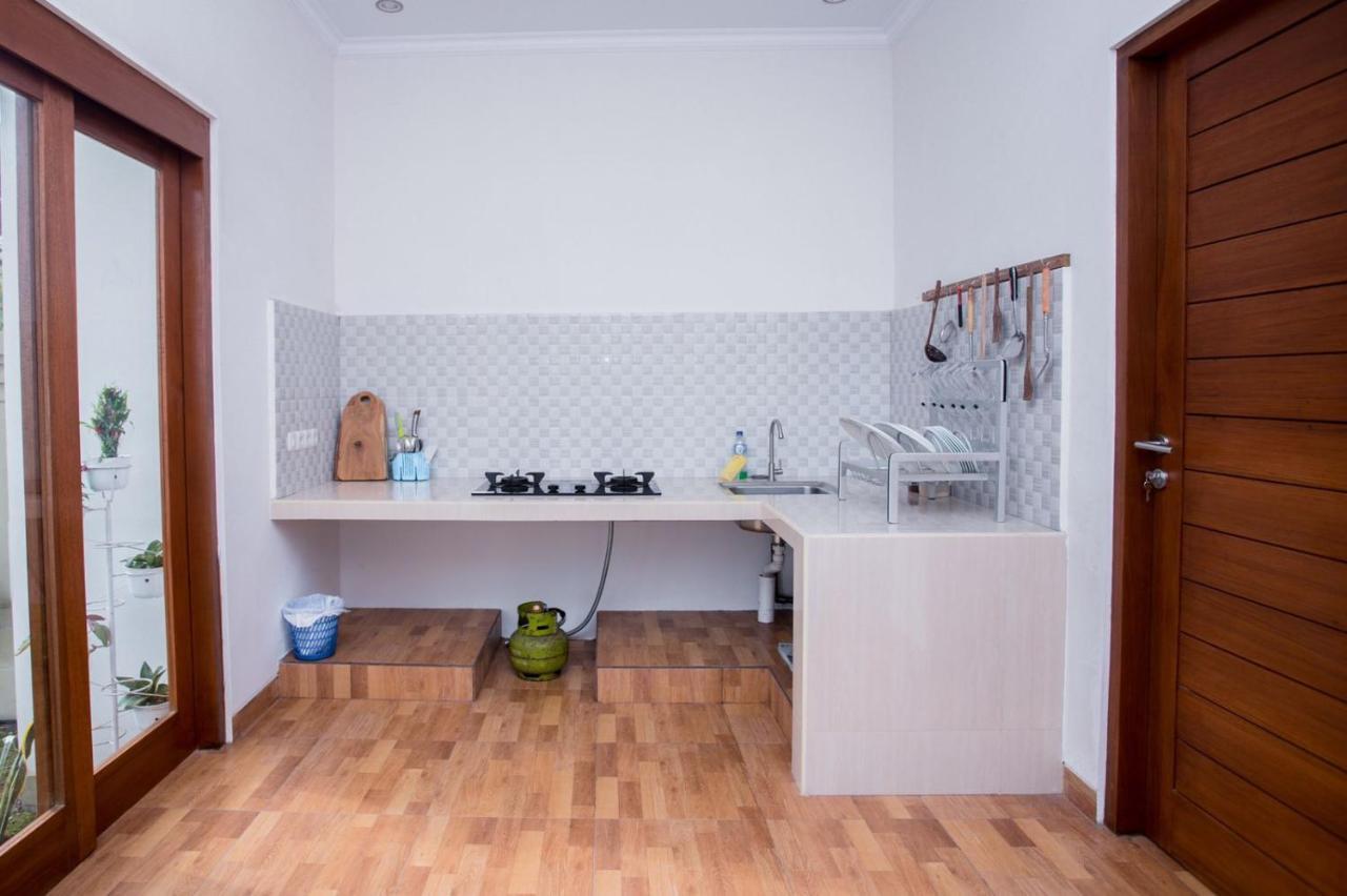 Villa Popolan And Guest House 乌布 外观 照片