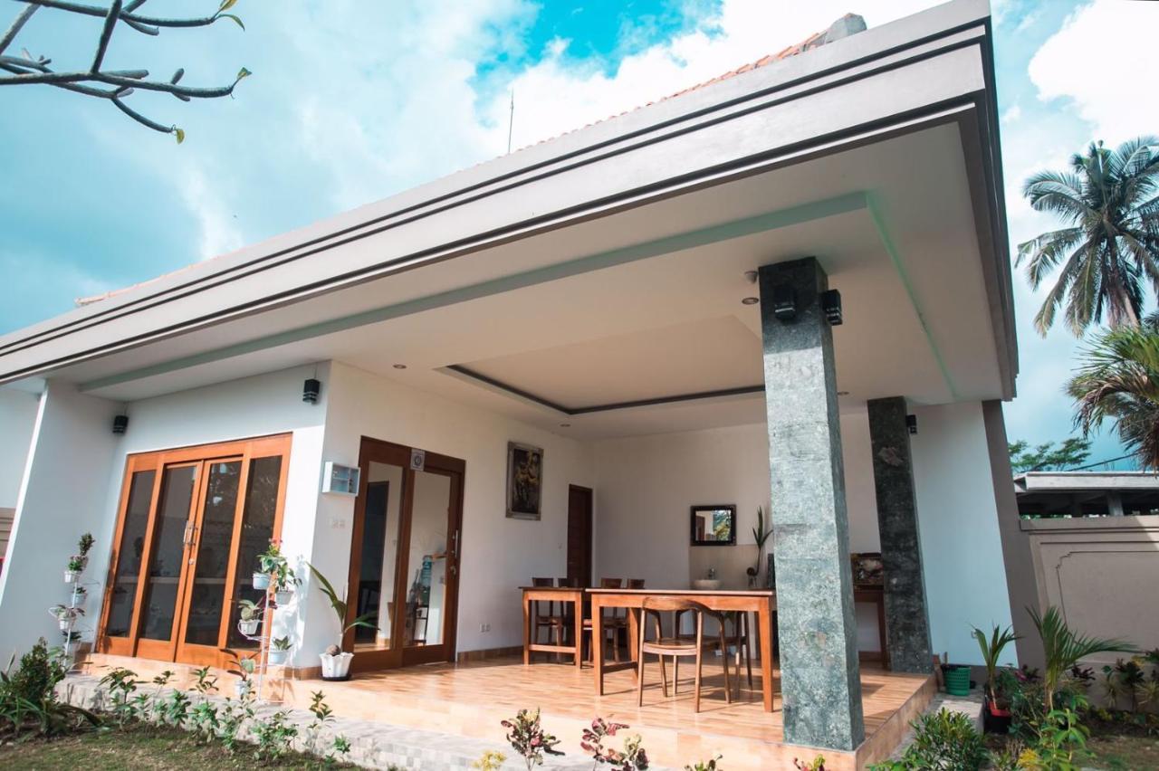Villa Popolan And Guest House 乌布 外观 照片