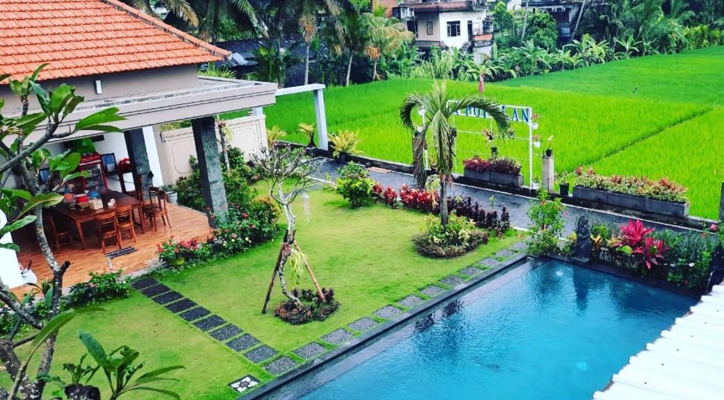 Villa Popolan And Guest House 乌布 外观 照片